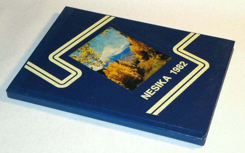 Nesika 1982 Volume 76, Bell, Richard Editor